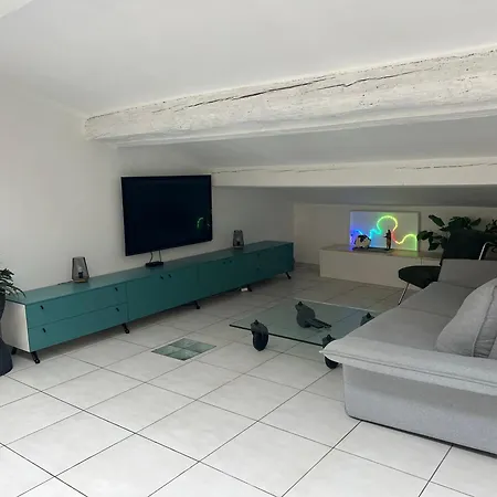 Апартаменты Loft Duplex Vieil